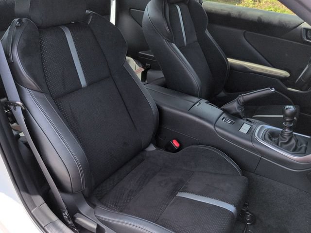 Certified 2025 Toyota GR86 Premium RWD image 14