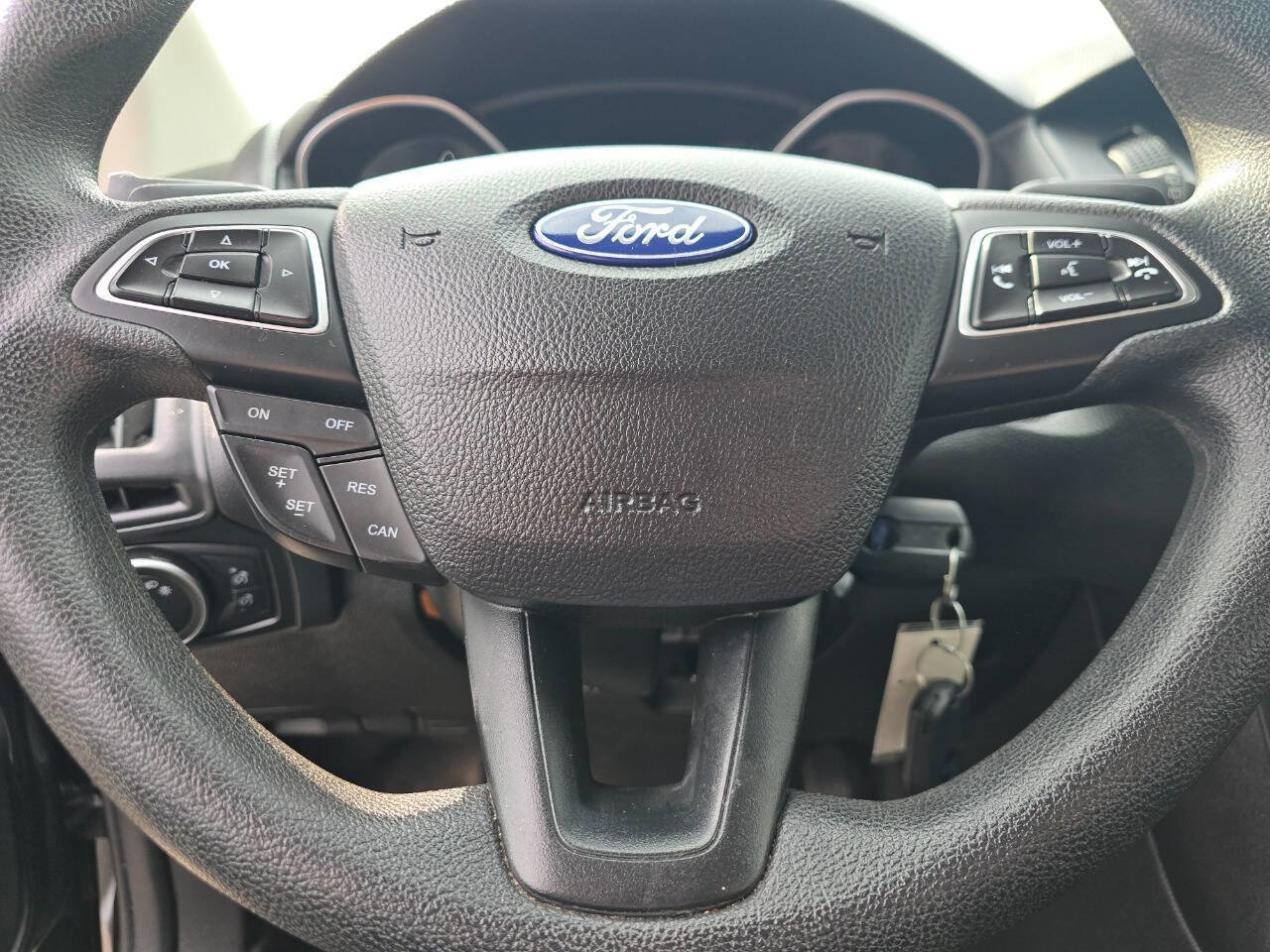 Used 2018 Ford Focus SE image 17