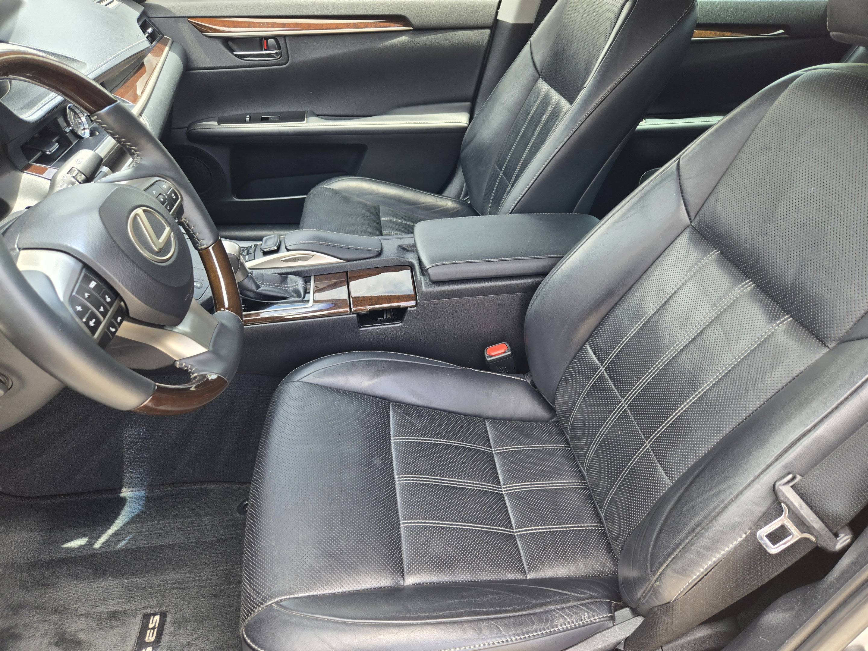 Used 2017 Lexus ES 350 w/ Luxury Package FWD image 9