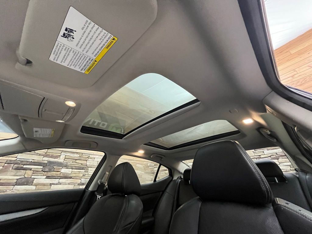 Used 2018 Nissan Maxima 3.5 SL image 31