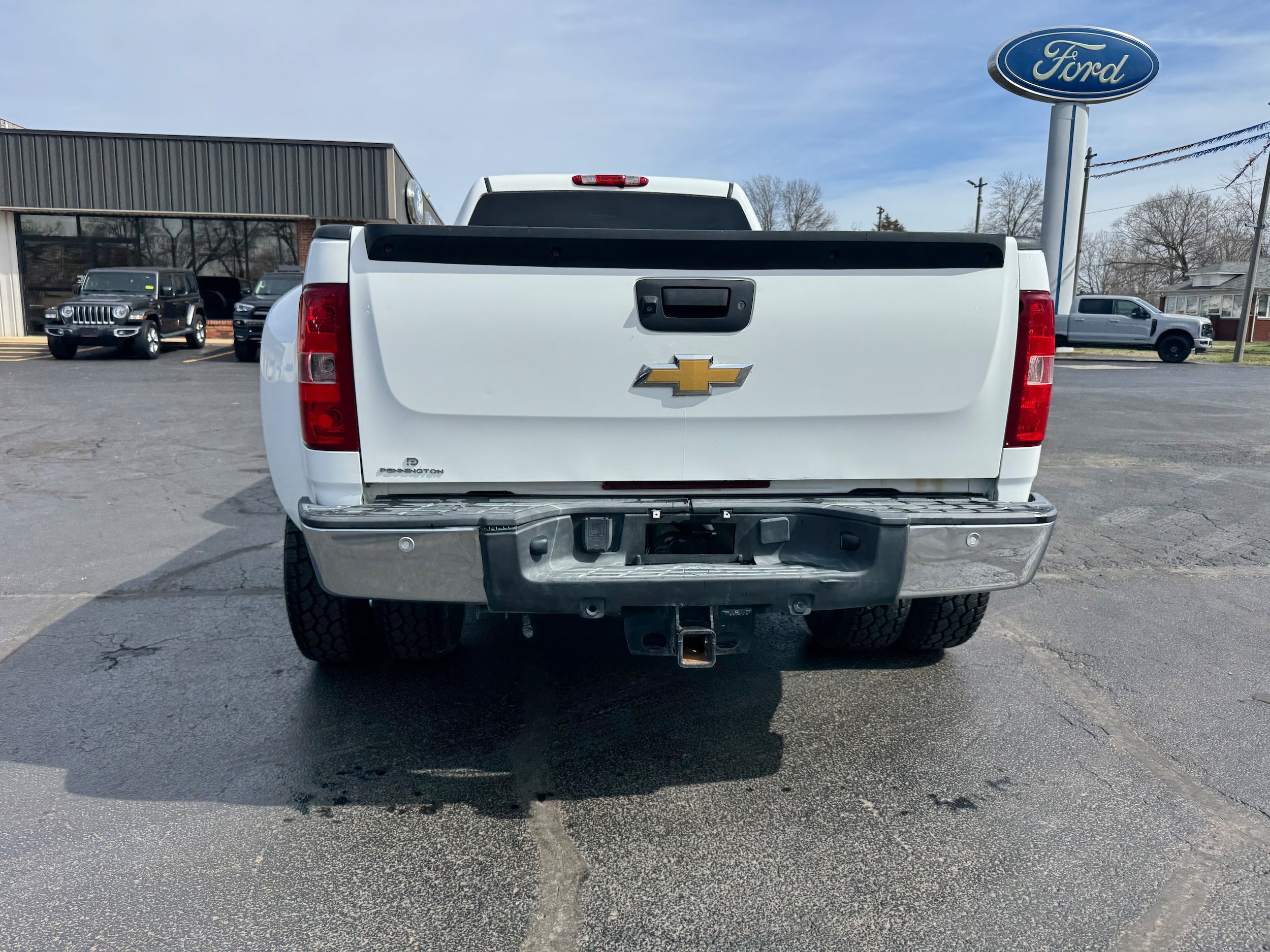 Used 2014 Chevrolet Silverado 3500 LTZ w/ LTZ Plus Package AWD/4WD image 4