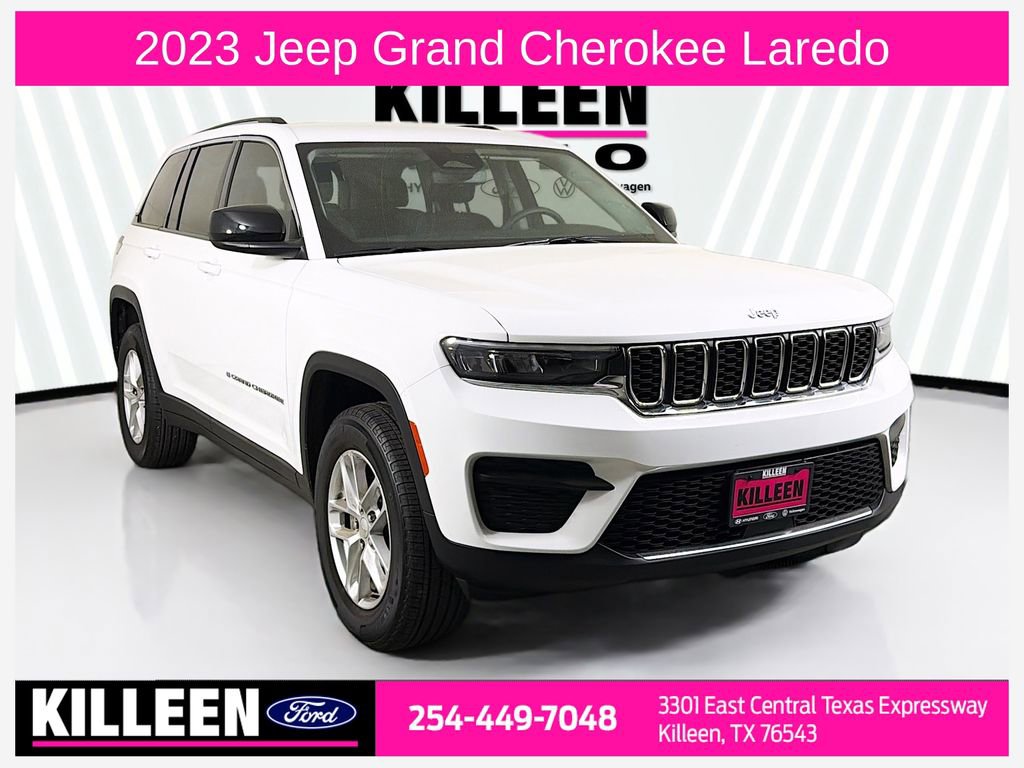 Used 2023 Jeep Grand Cherokee Laredo RWD image 1
