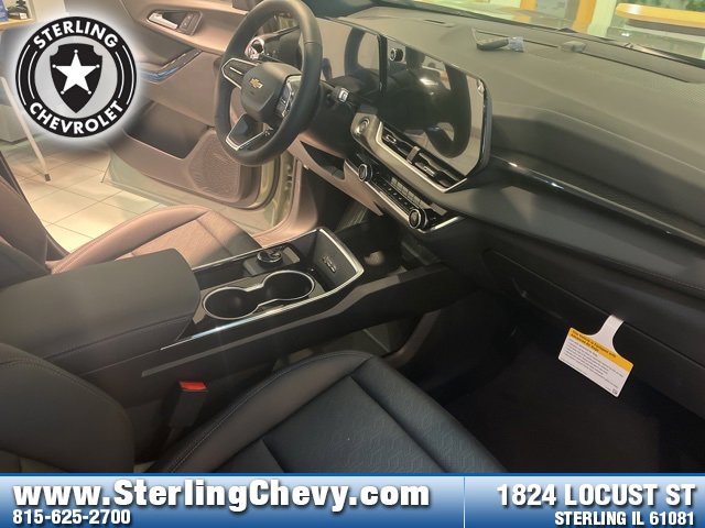 New 2026 Chevrolet Equinox LT w/ Convenience Package II image 12