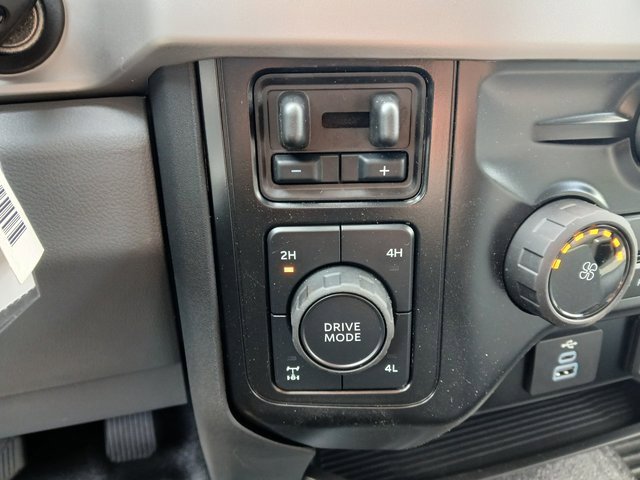 New 2026 Ford F350 XL w/ XL Chrome Package image 17