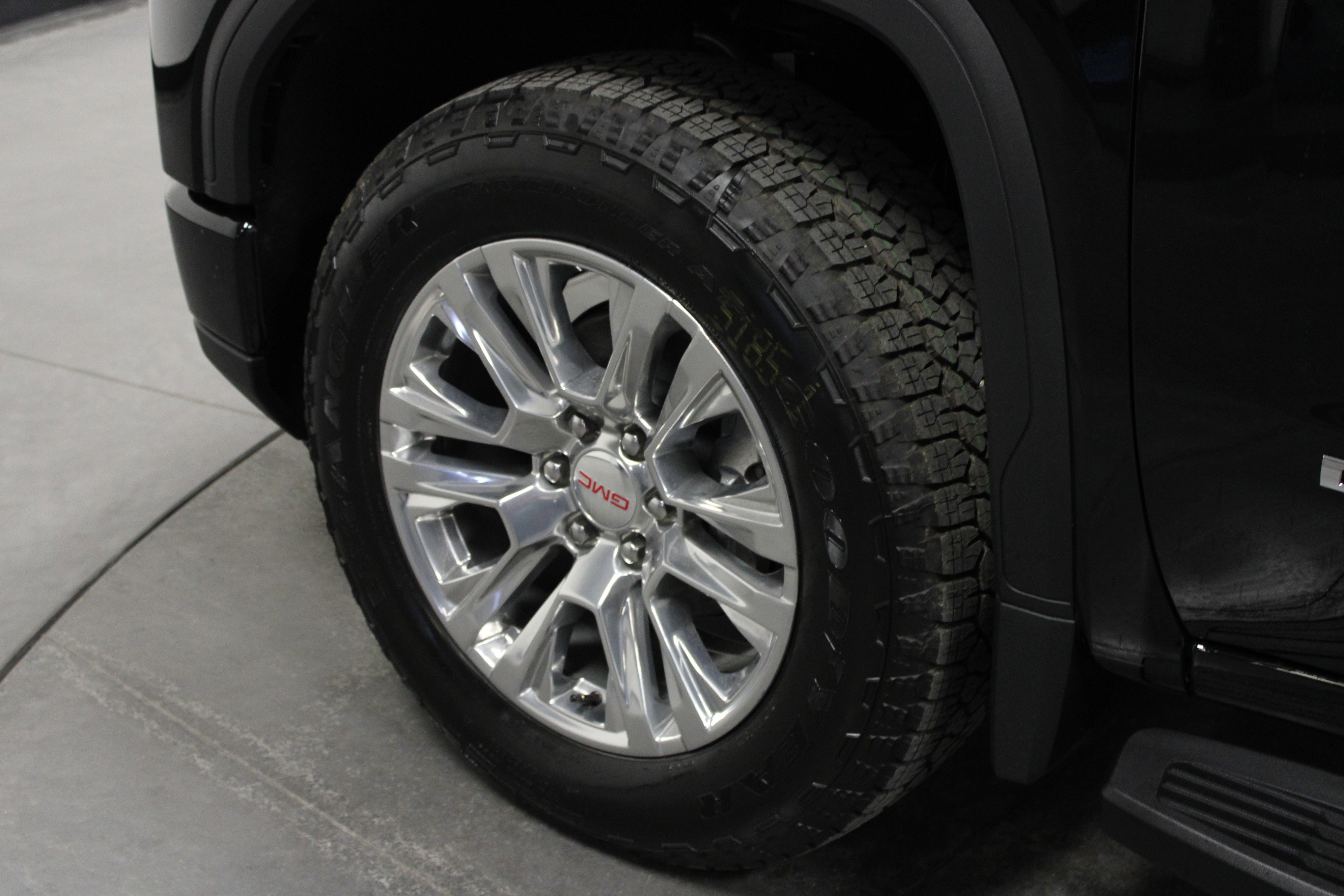 New 2025 GMC Sierra 1500 Denali w/ Technology Package image 10