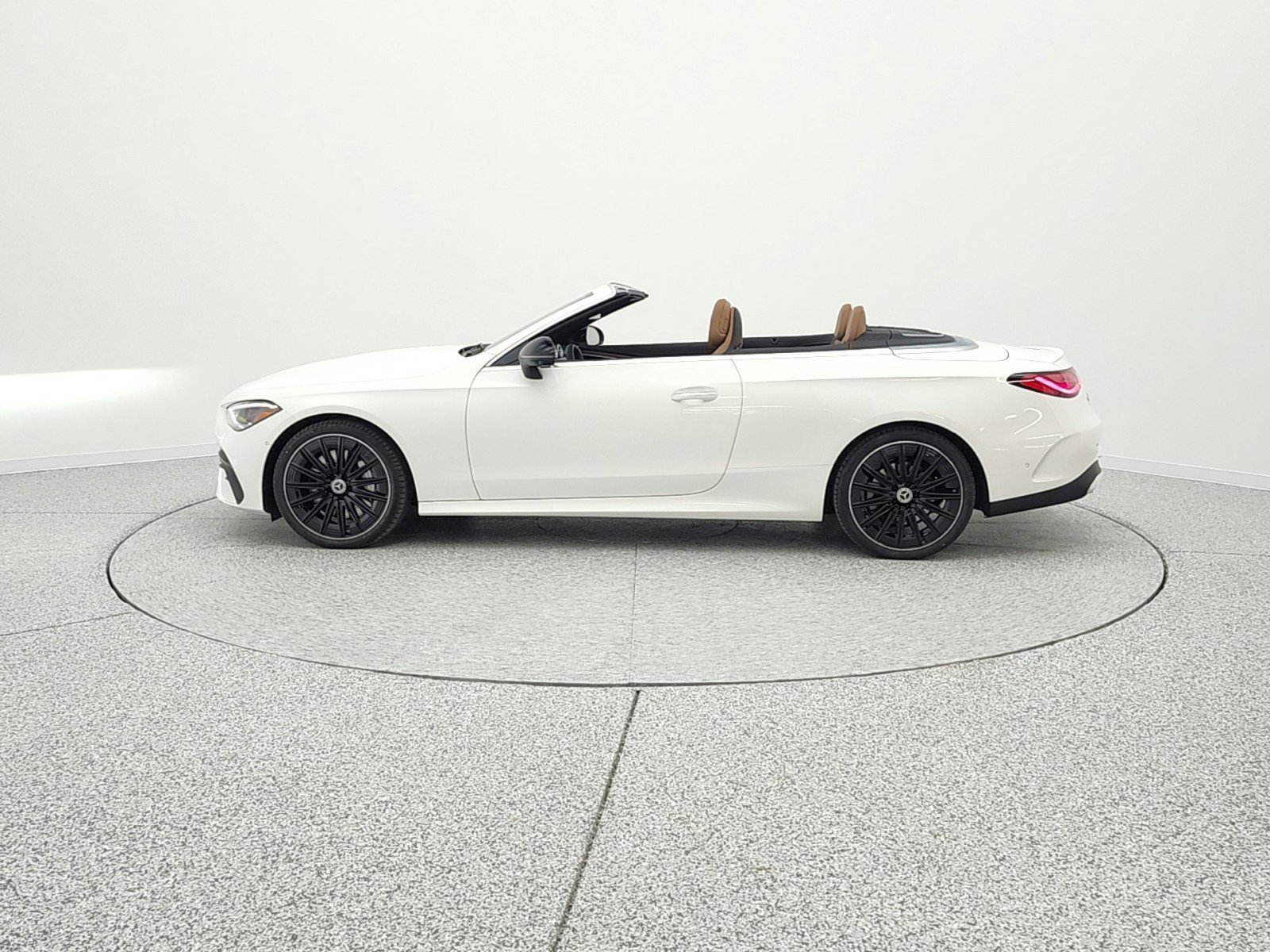 New 2026 Mercedes-Benz CLE 450 4MATIC Cabriolet image 8
