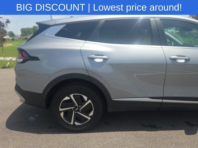 Used 2023 Kia Sportage LX AWD/4WD image 8
