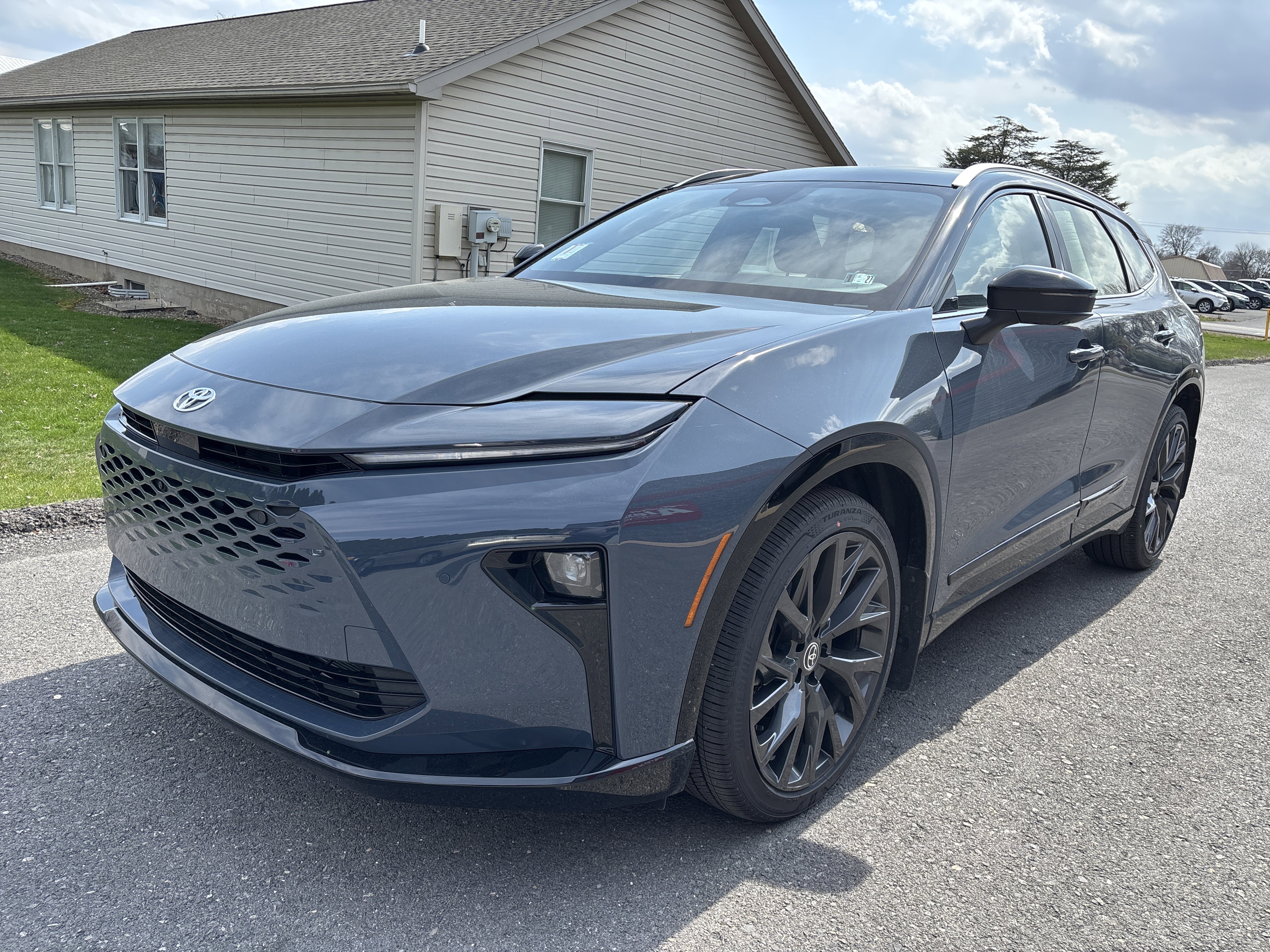 Certified 2025 Toyota Crown Signia w/ Advanced Technology Package image 8