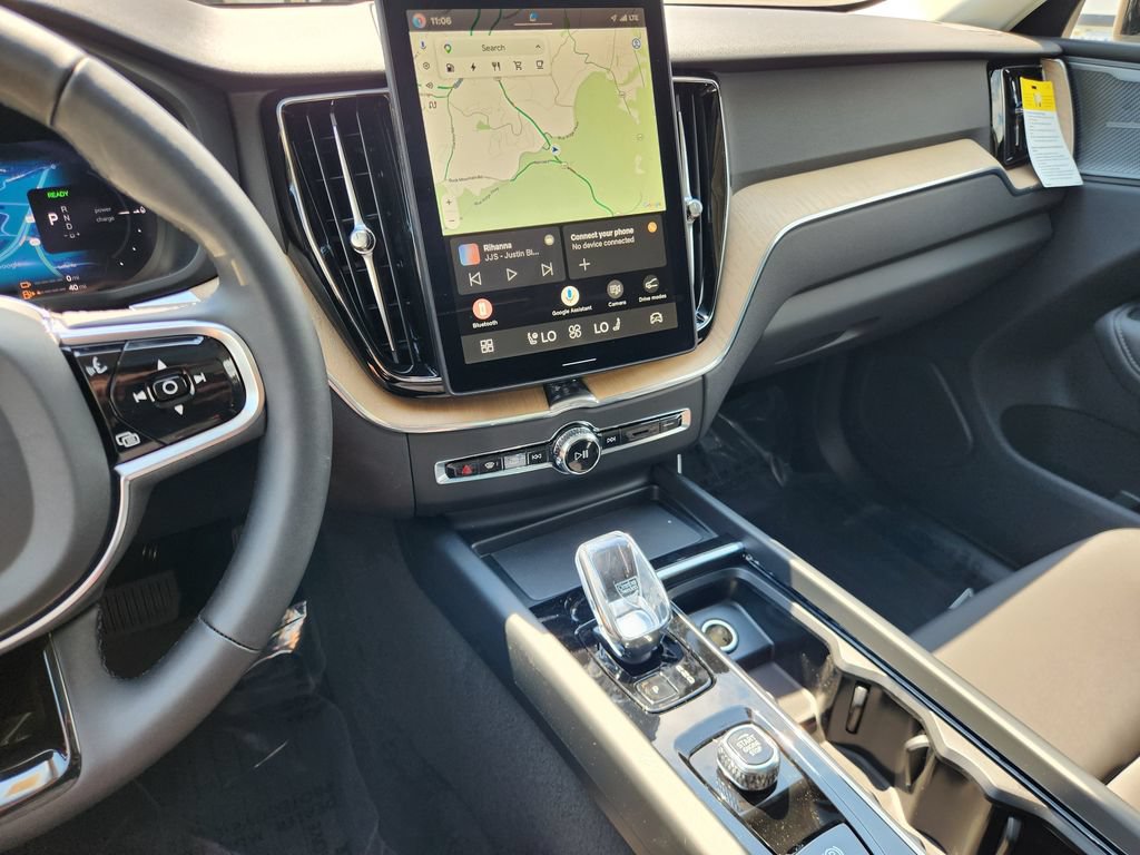 New 2026 Volvo XC60 T8 Plus w/ Protection Package Premier AWD/4WD image 27