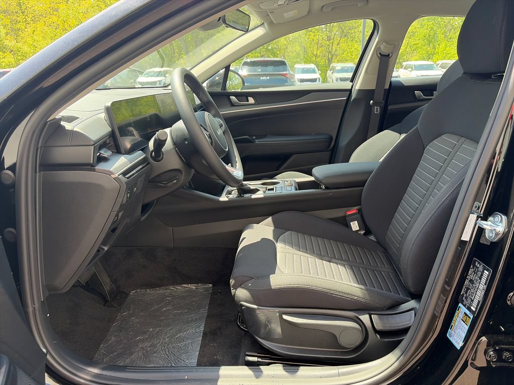 New 2026 Kia K5 LXS FWD image 14