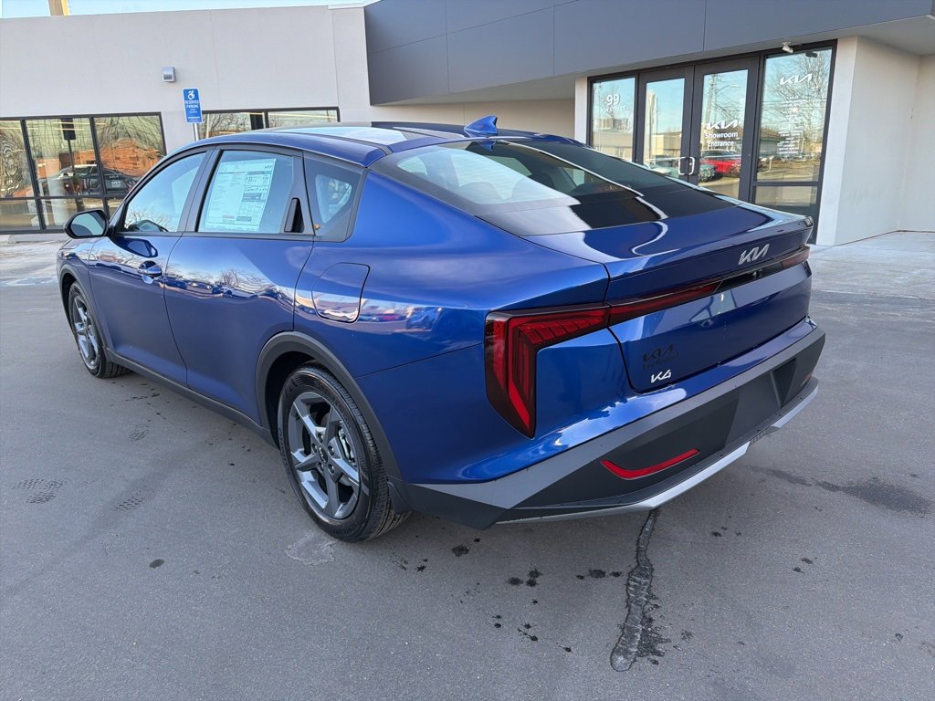 New 2025 Kia K4 LXS image 8