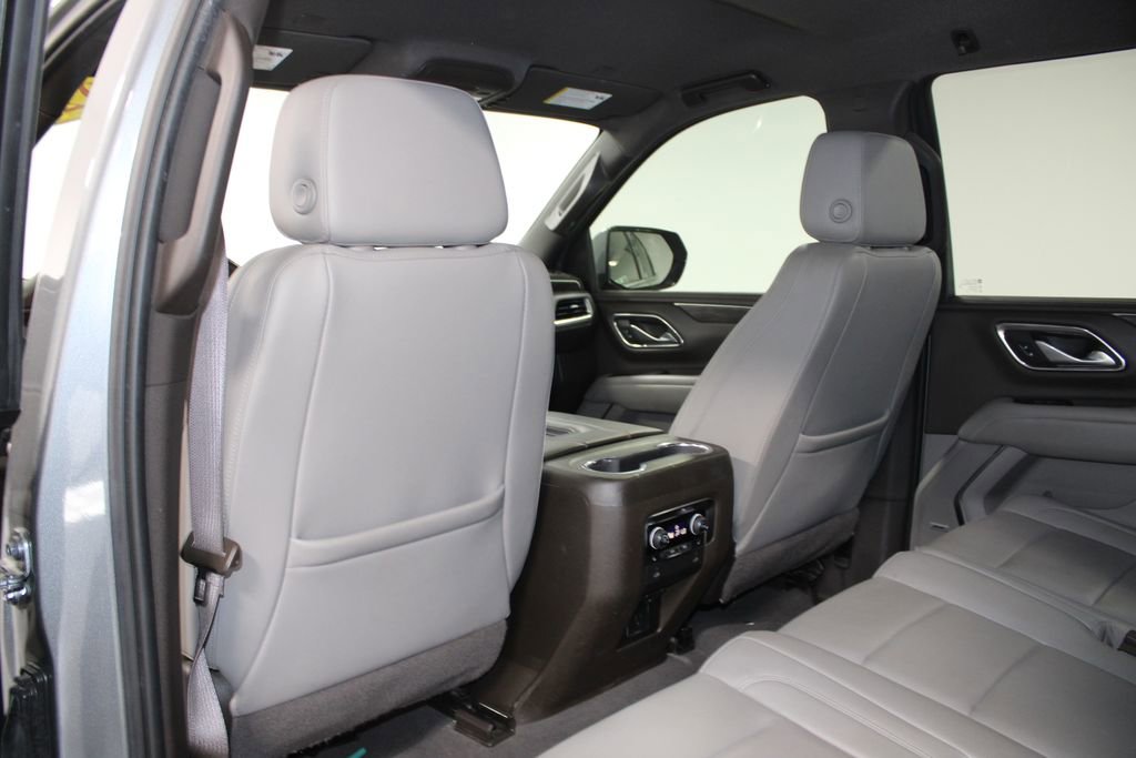Used 2022 Chevrolet Tahoe LT w/ Luxury Package RWD image 26