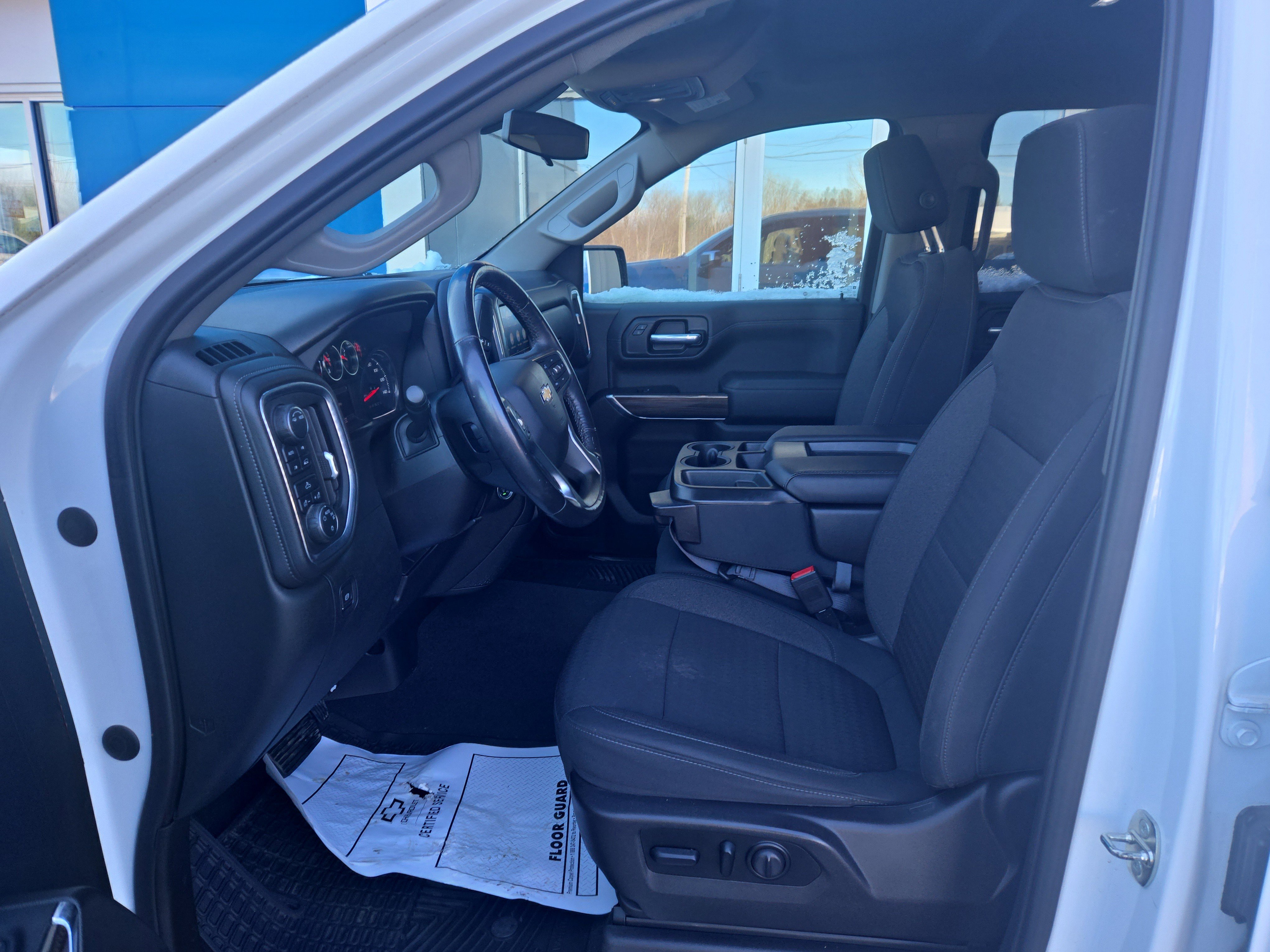 Certified 2020 Chevrolet Silverado 1500 LT w/ All-Star Edition image 9