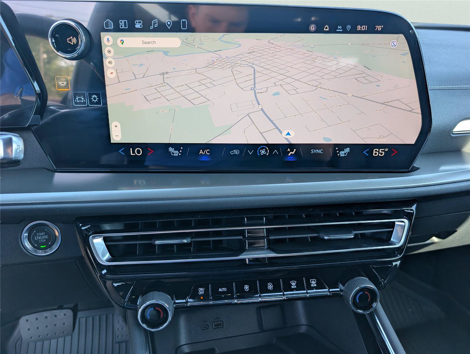 New 2026 Chevrolet Traverse LT w/ Enhanced Driving Package FWD image 31