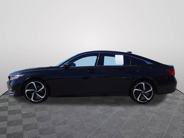 Used 2019 Honda Accord Sport image 2