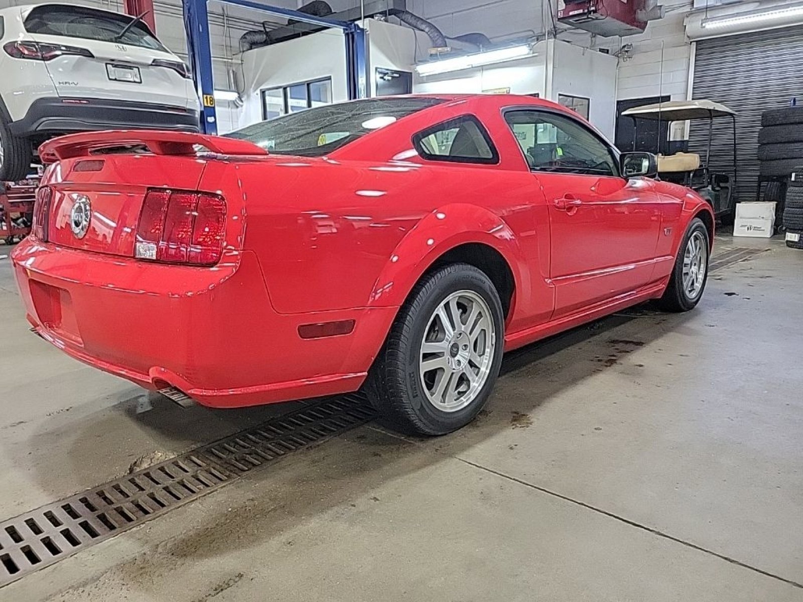 Used 2005 Ford Mustang GT image 7