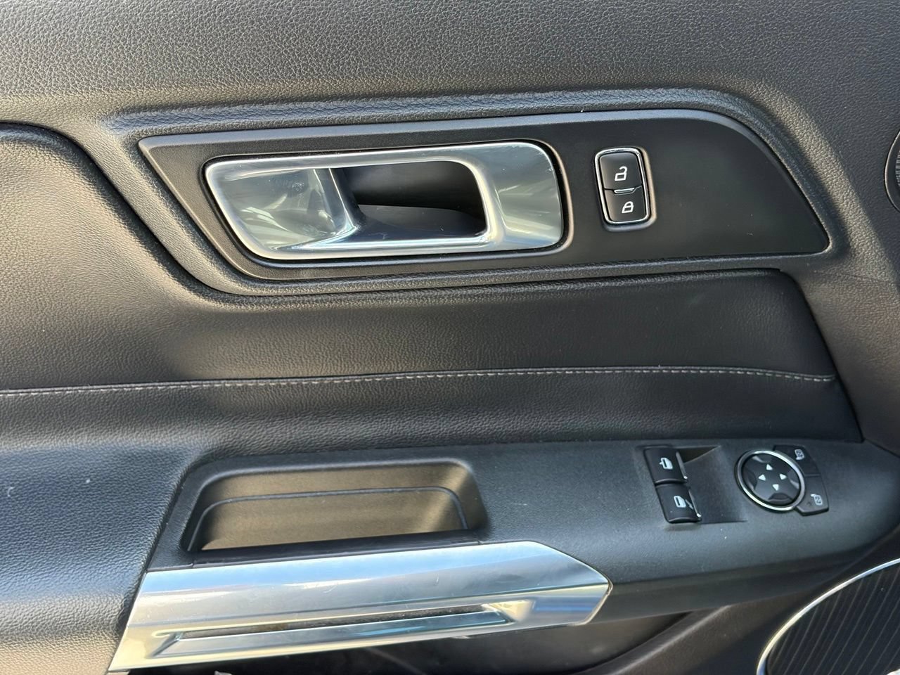Used 2022 Ford Mustang Premium w/ Security Package RWD image 5