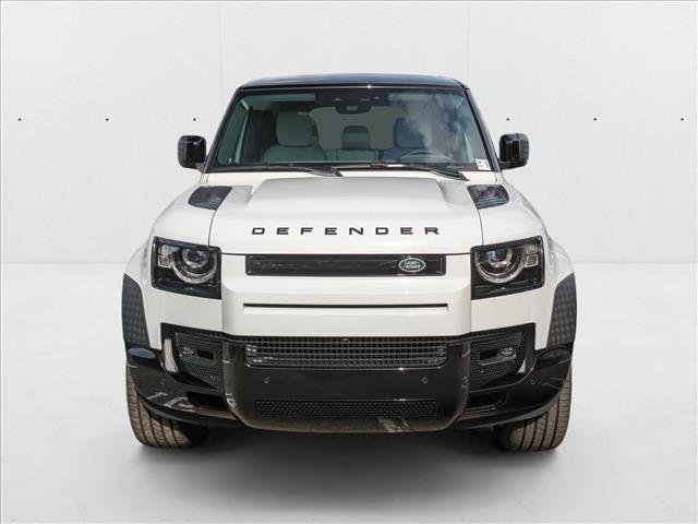 New 2025 Land Rover Defender 110 X-Dynamic SE image 5