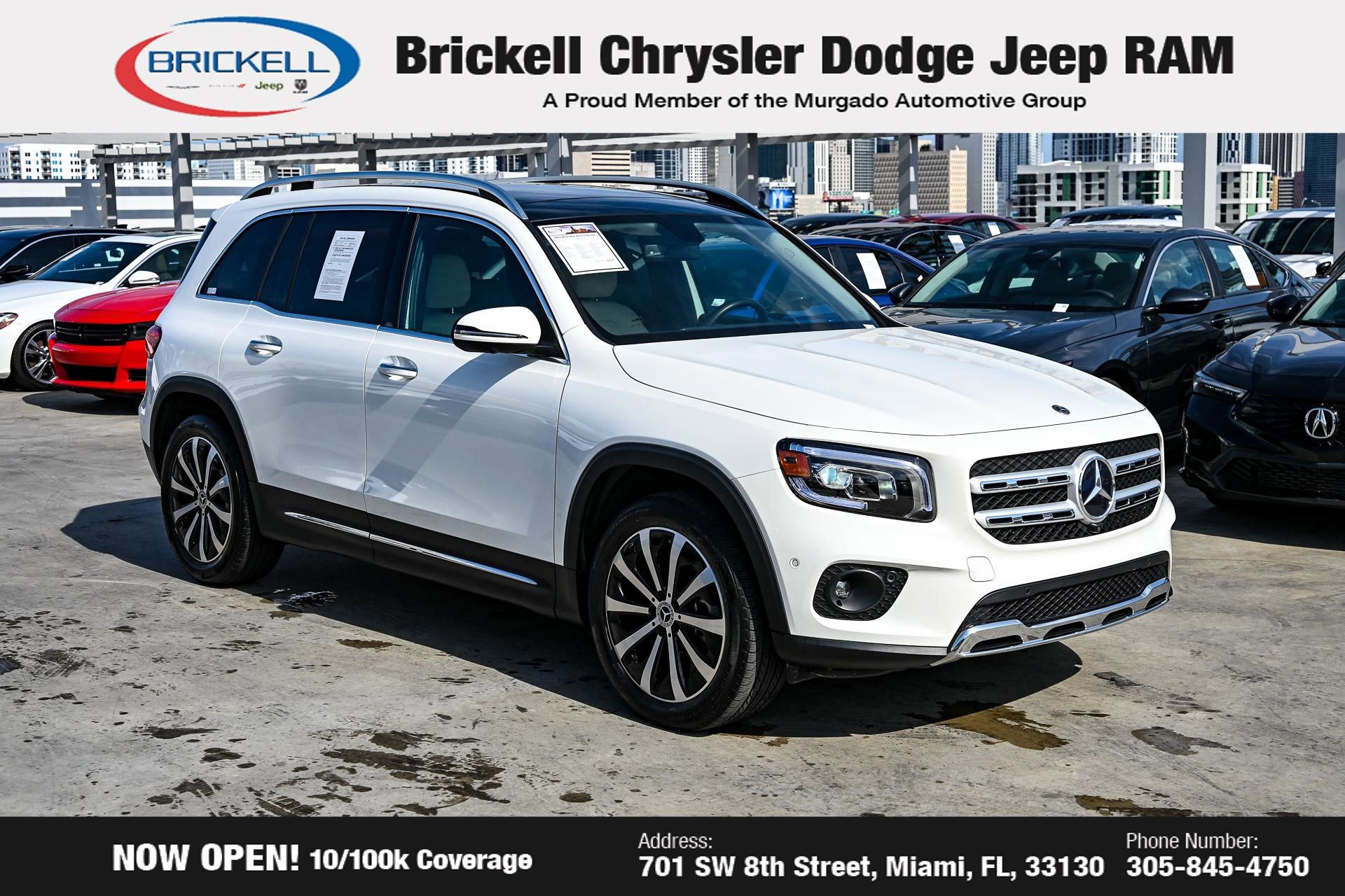 Used 2023 Mercedes-Benz GLB 250 w/ Premium Package image 3