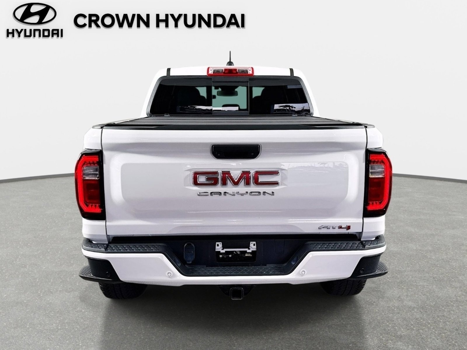 Used 2023 GMC Canyon AT4 w/ AT4 Premium Package image 7