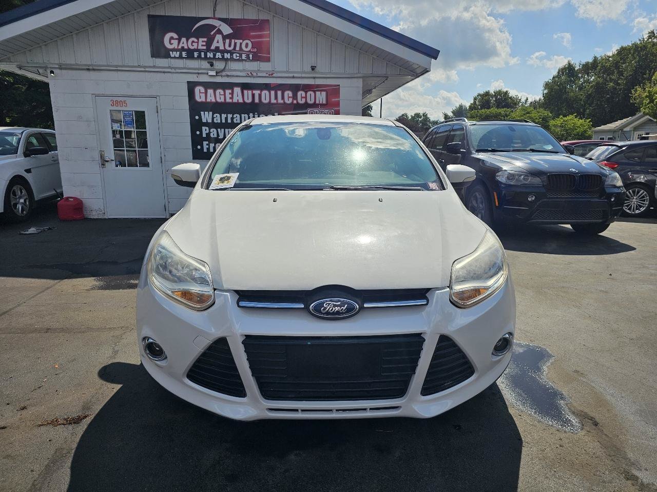 Used 2012 Ford Focus SEL FWD image 3