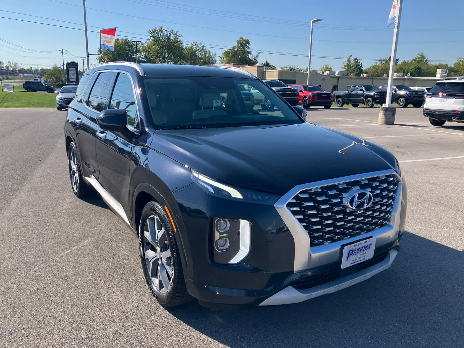 Used 2021 Hyundai Palisade Limited image 1
