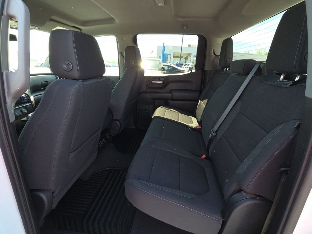 Used 2021 Chevrolet Silverado 1500 LT AWD/4WD image 29