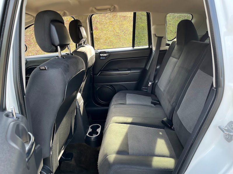 Used 2016 Jeep Compass Sport w/ Power Value Group image 39