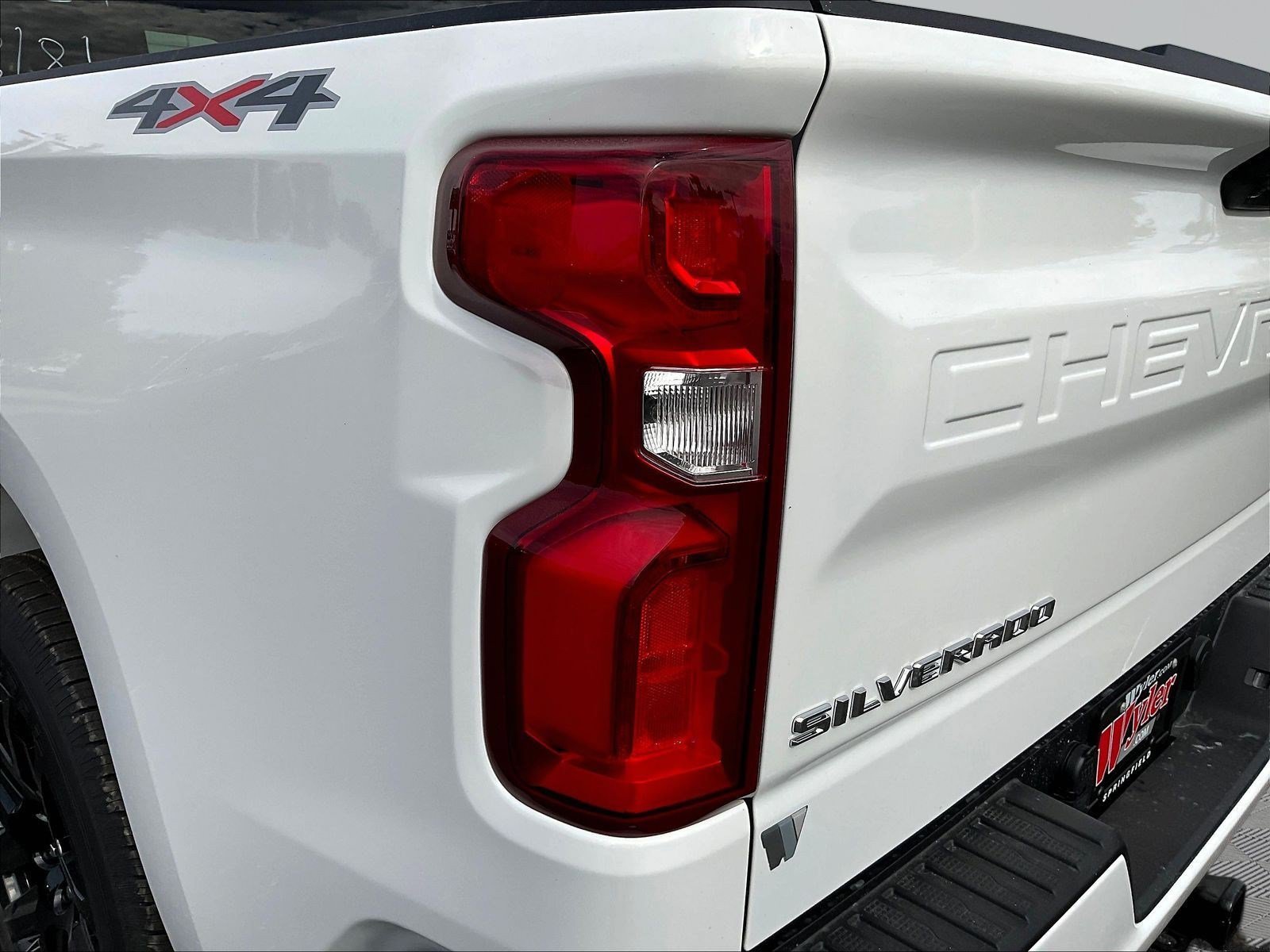 New 2026 Chevrolet Silverado 1500 RST AWD/4WD image 15