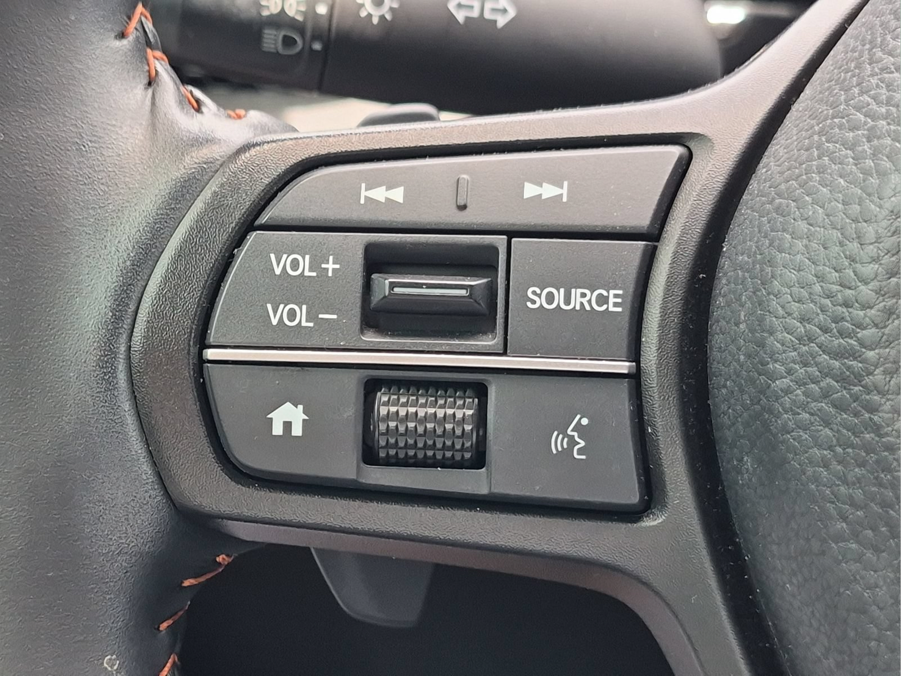Certified 2025 Honda CR-V Sport image 13