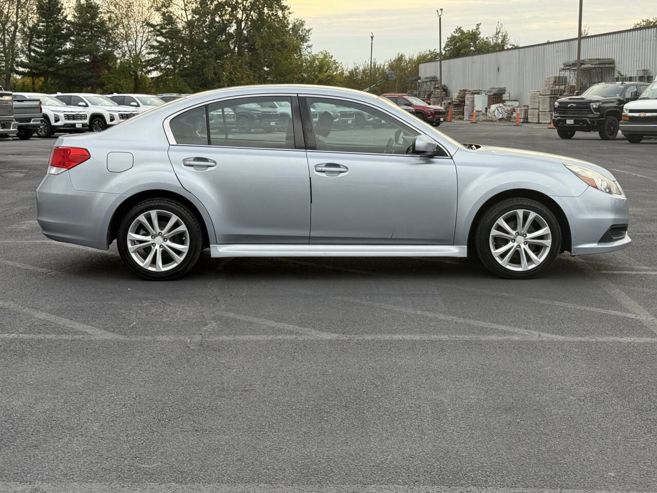 Used 2013 Subaru Legacy 2.5i Premium w/ All-Weather Pkg image 4