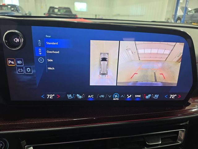 Used 2025 Chevrolet Traverse RS AWD/4WD image 14