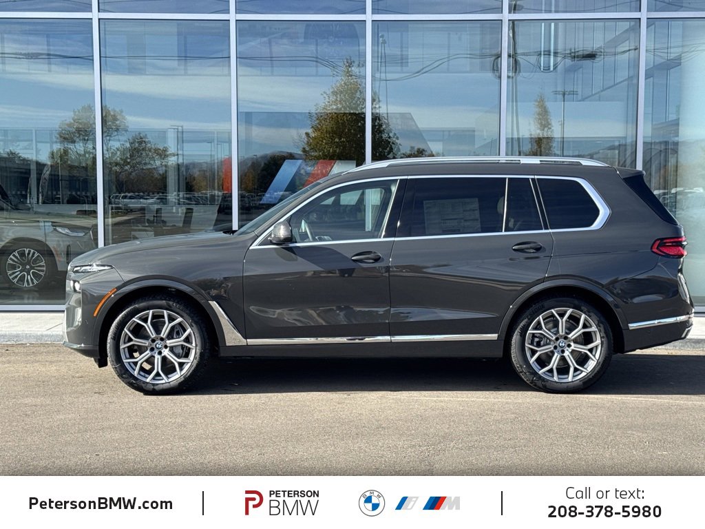 New 2026 BMW X7 xDrive40i image 3