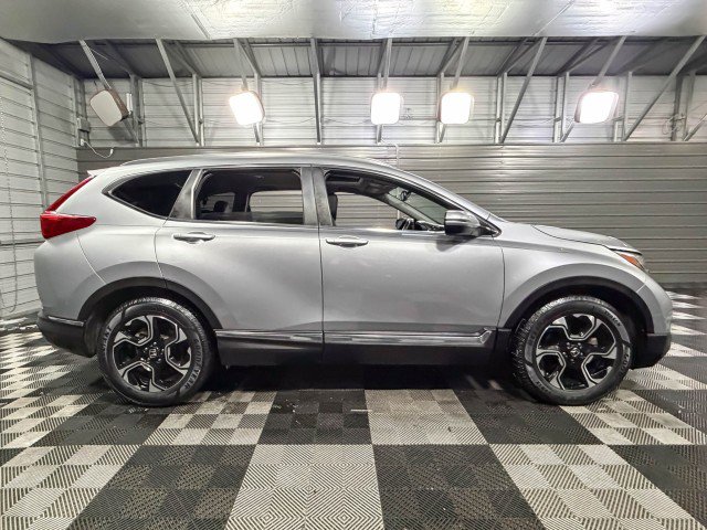 Used 2018 Honda CR-V Touring image 9