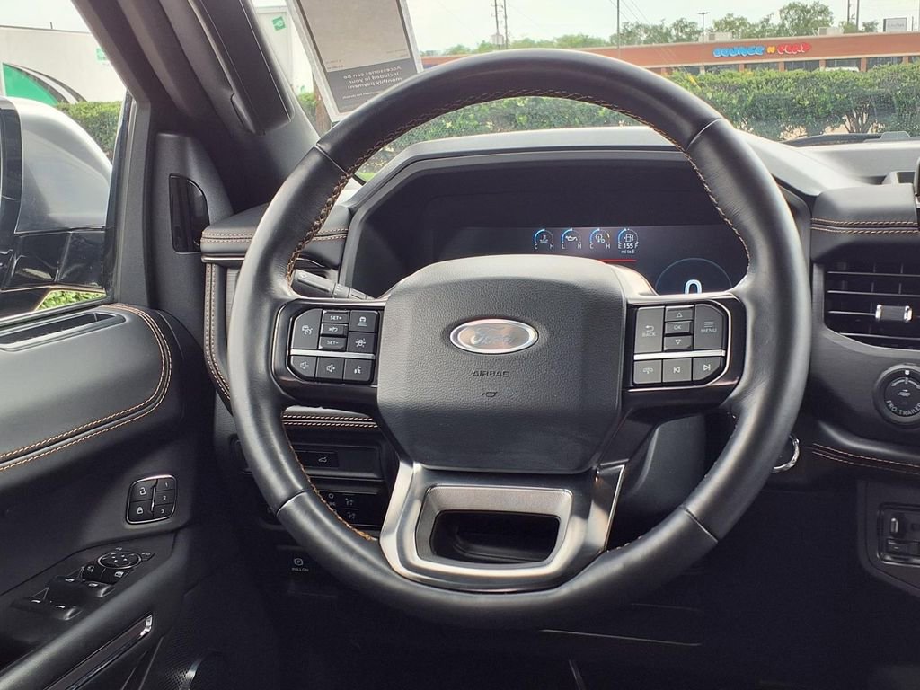 Used 2024 Ford Expedition Platinum AWD/4WD image 13