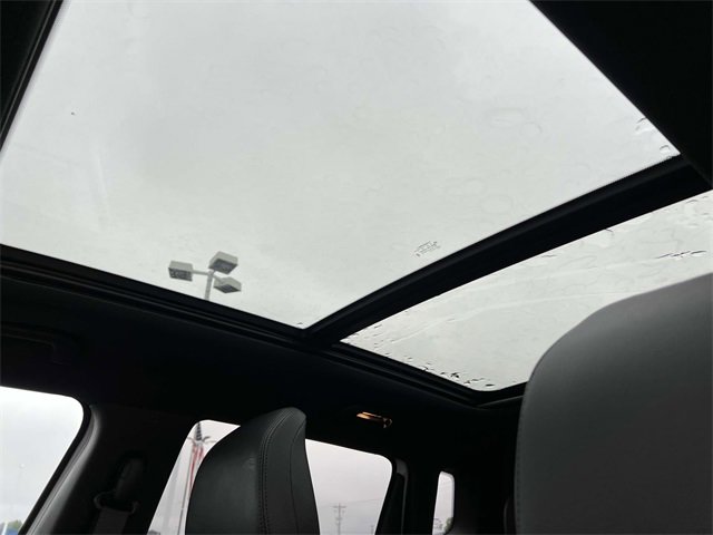 New 2025 Jeep Compass Limited w/ Sun & Sound Group image 25