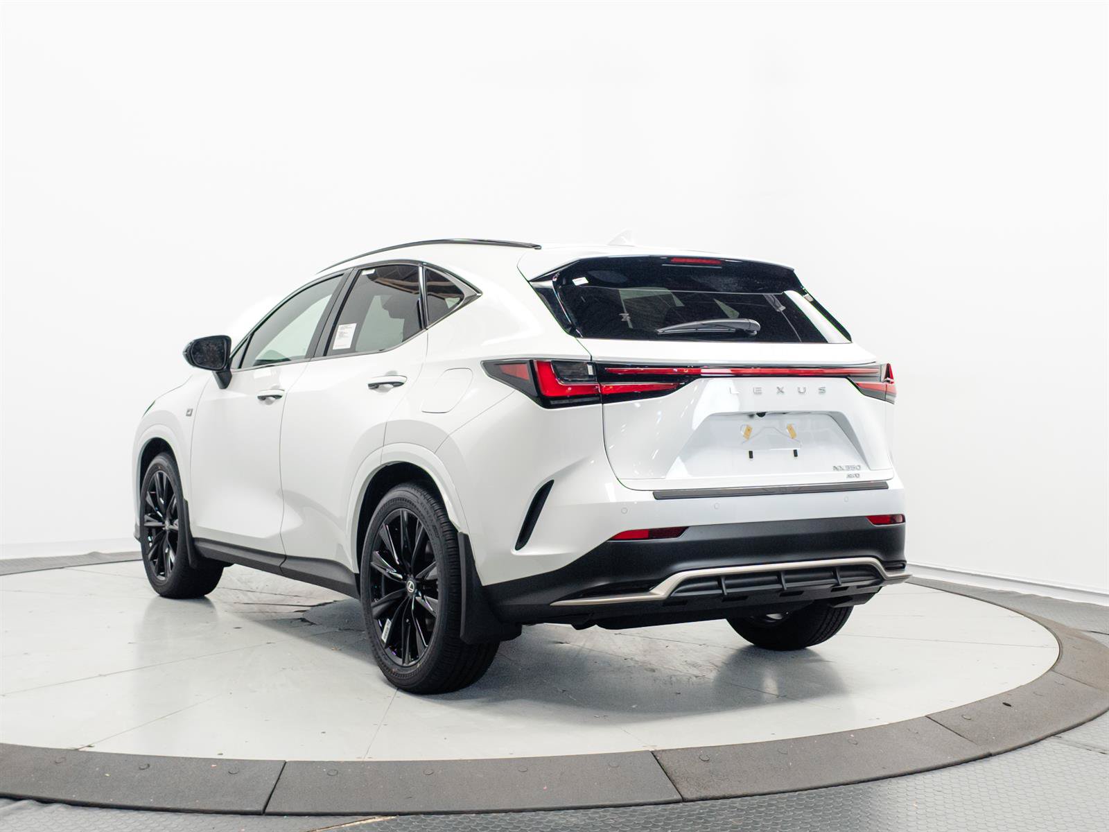 New 2026 Lexus NX 350 F Sport AWD/4WD image 9