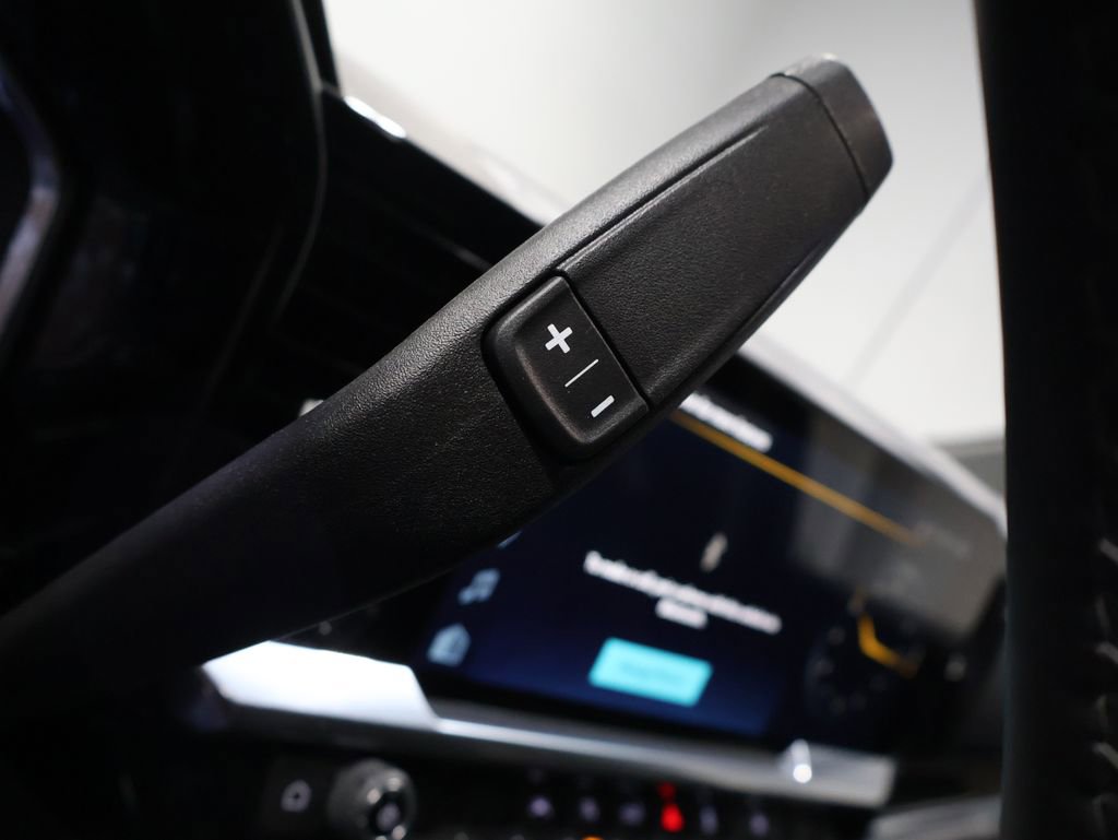 Used 2025 Chevrolet Silverado 1500 LT image 33