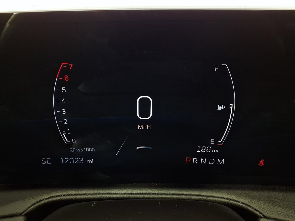 Used 2024 Cadillac XT4 Premium Luxury w/ LPO, Floor Liner Package FWD image 18