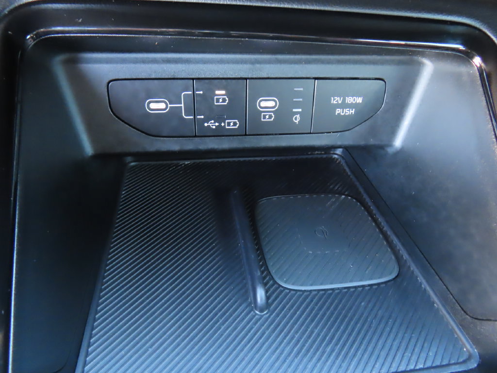 Used 2025 Kia K5 GT-Line w/ GT-Line Premium Package AWD/4WD image 10
