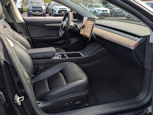 Used 2023 Tesla Model 3 Standard Range RWD image 9