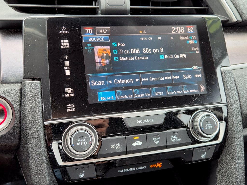 Used 2016 Honda Civic Touring image 26