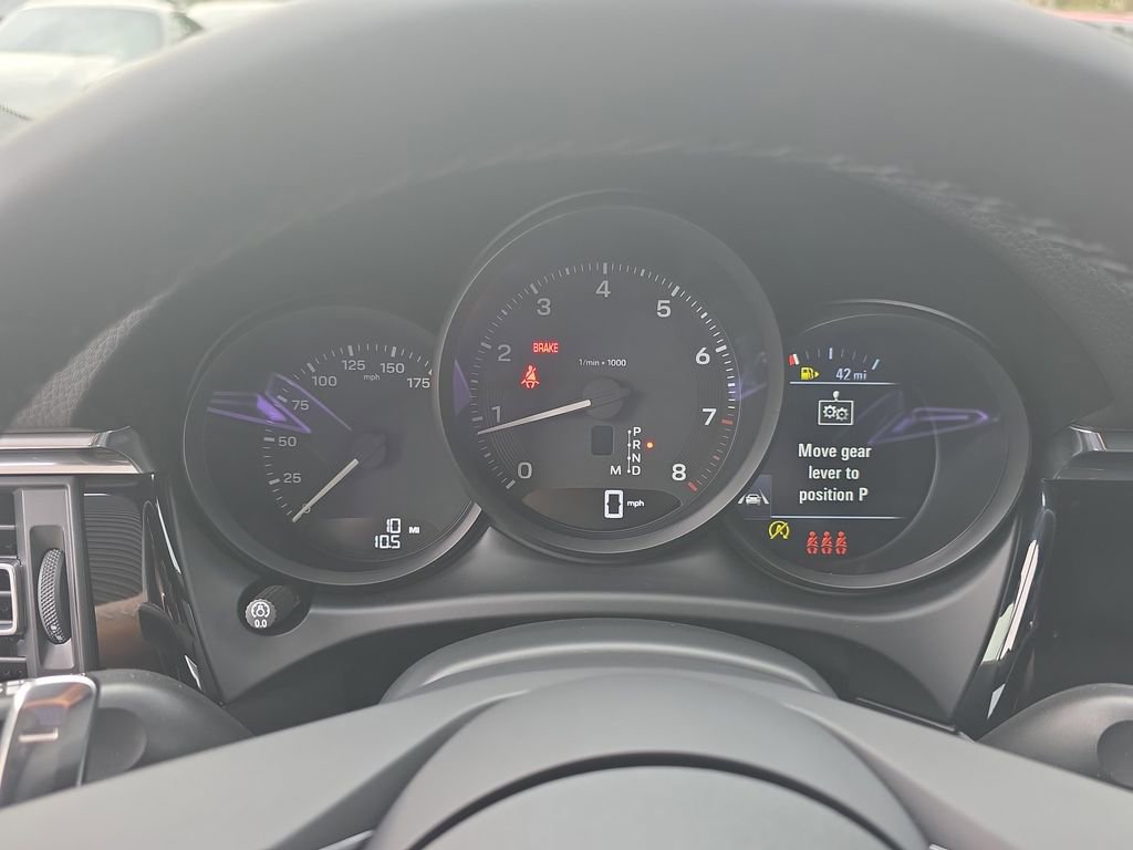 New 2026 Porsche Macan image 32