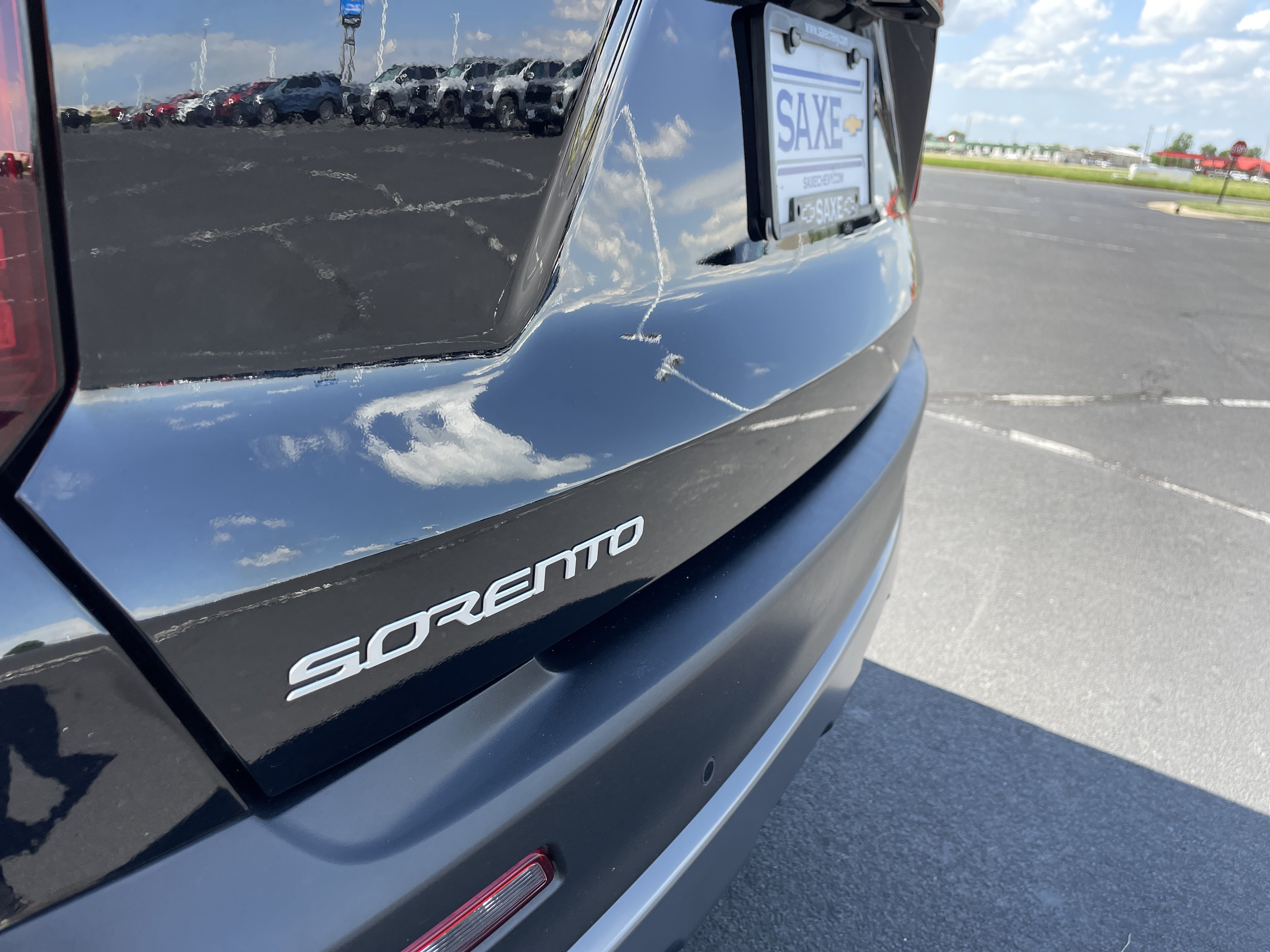 Used 2023 Kia Sorento S w/ Panoramic Sunroof Package AWD/4WD image 28