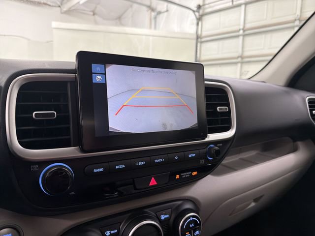 Used 2026 Hyundai Venue SEL image 24