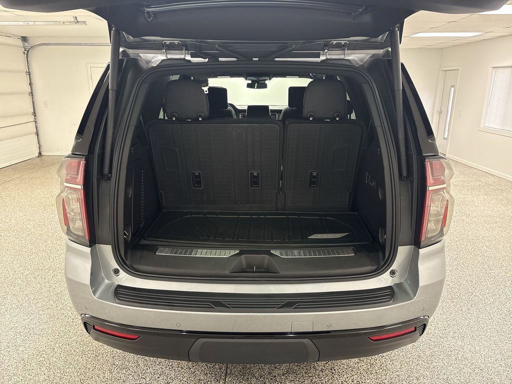Used 2023 Chevrolet Tahoe Z71 w/ Luxury Package image 32