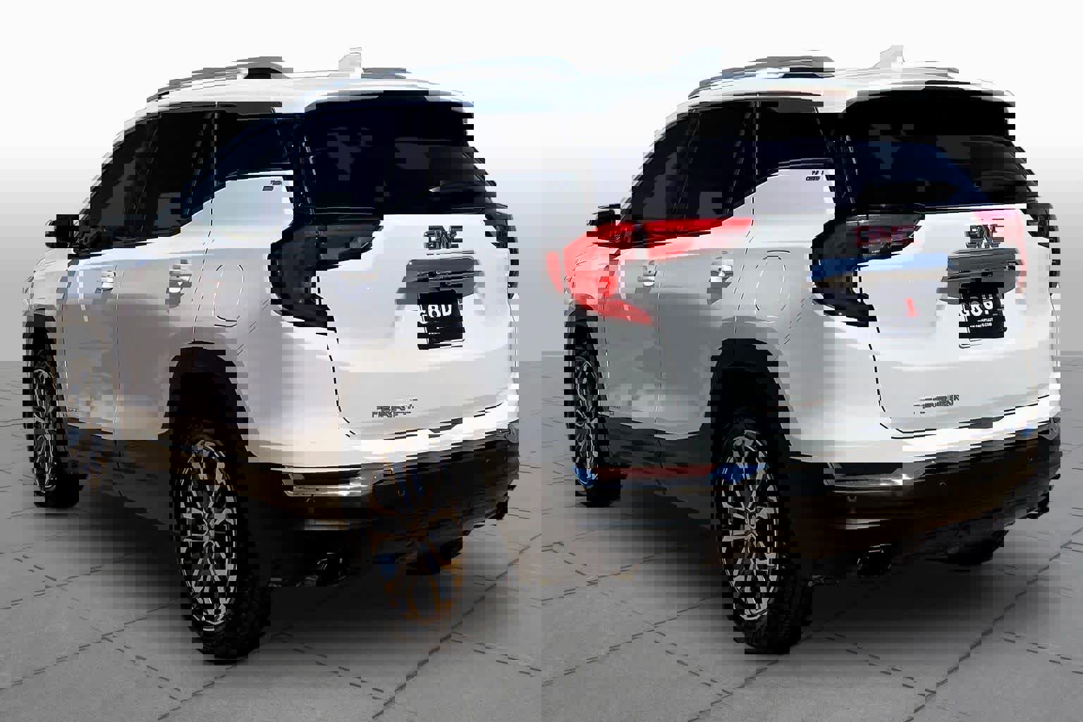 Used 2019 GMC Terrain SLT w/ Preferred Package image 12