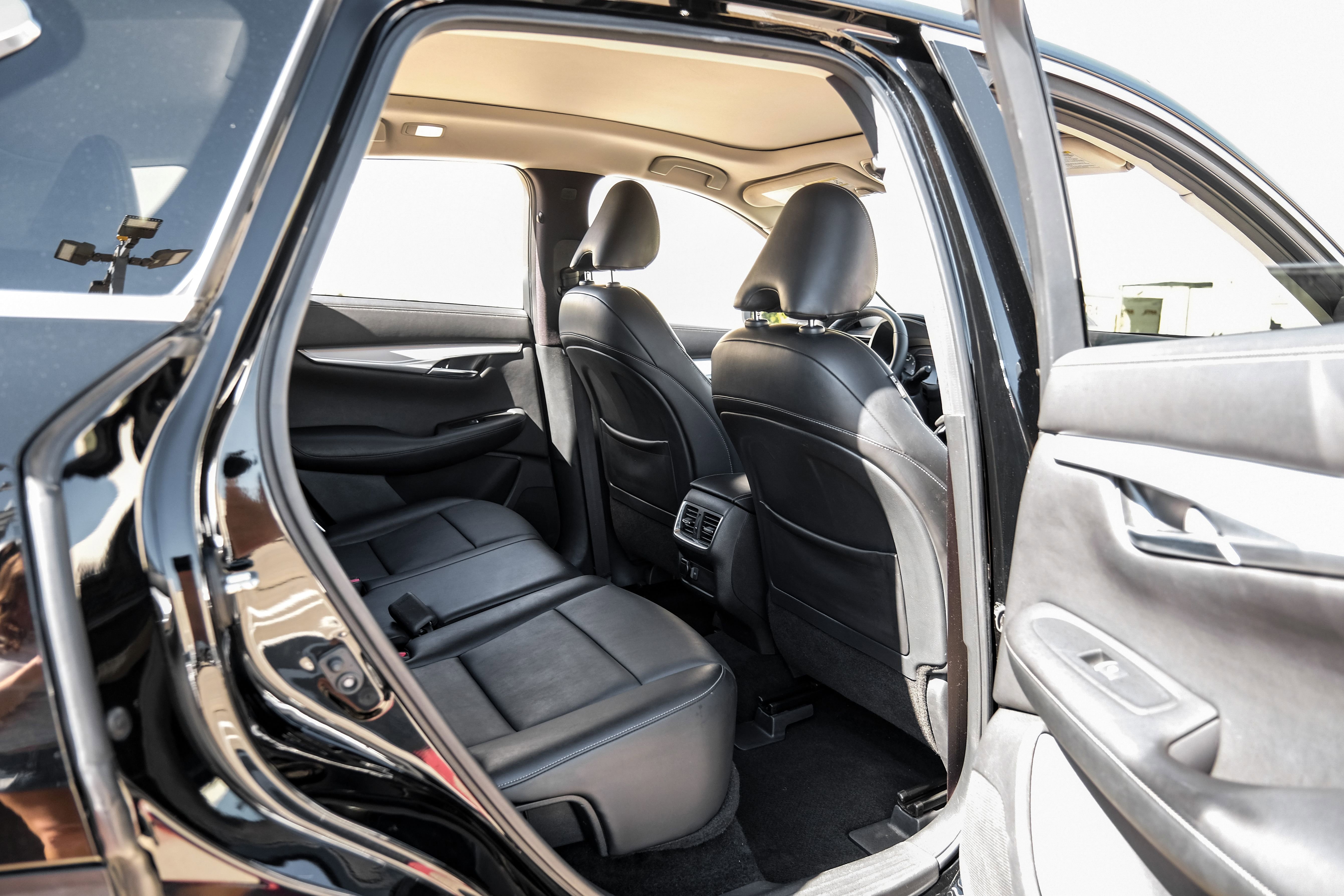 Used 2020 INFINITI QX50 Luxe image 41