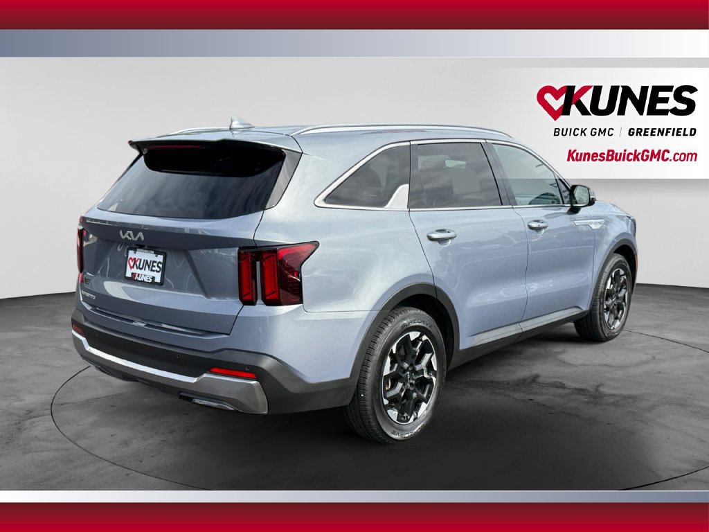 Used 2024 Kia Sorento S FWD image 10