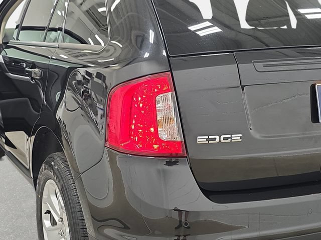 Used 2013 Ford Edge SEL FWD image 31